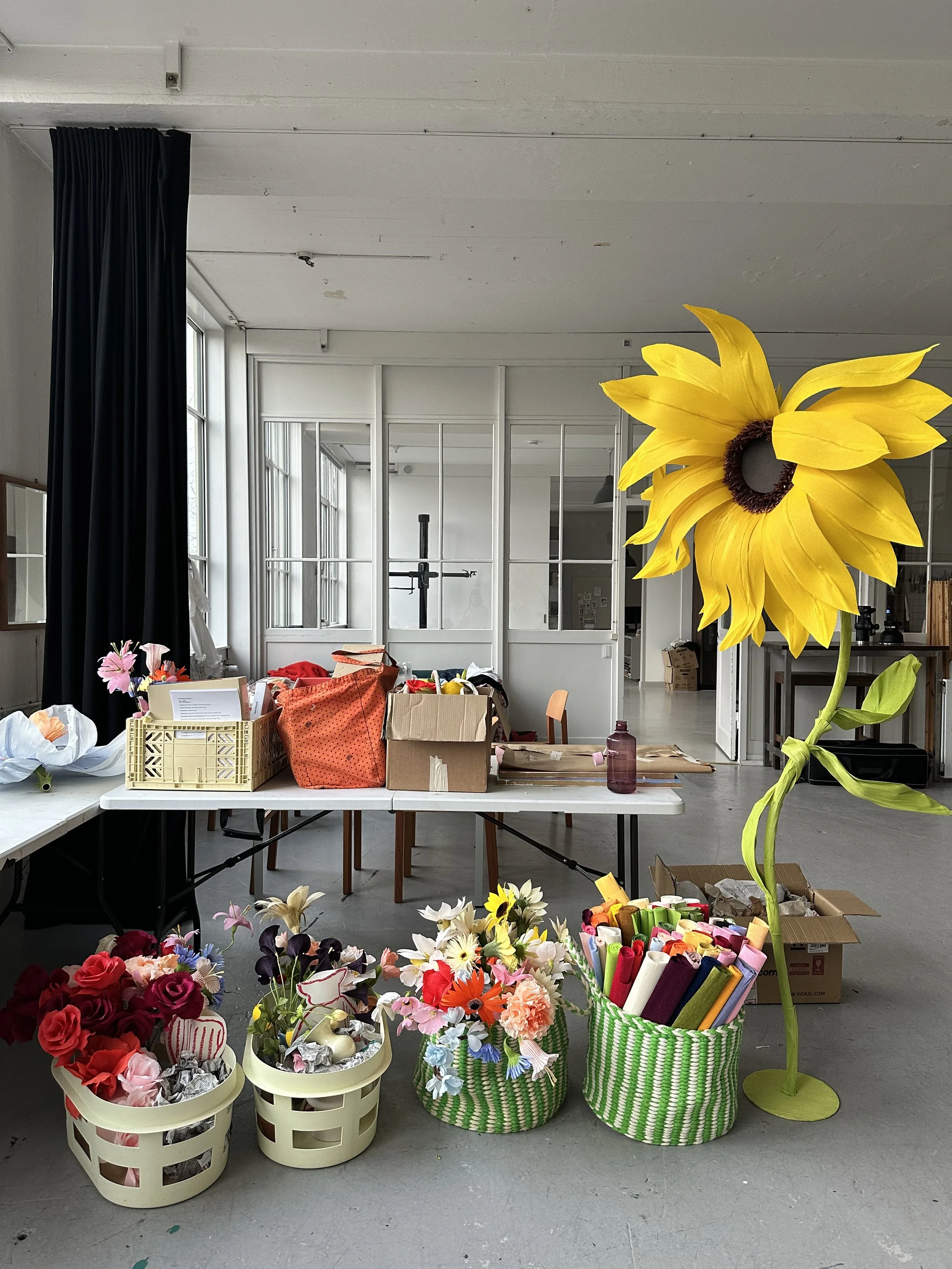 almeja_space_bog_papirblomster_vol2.jpg