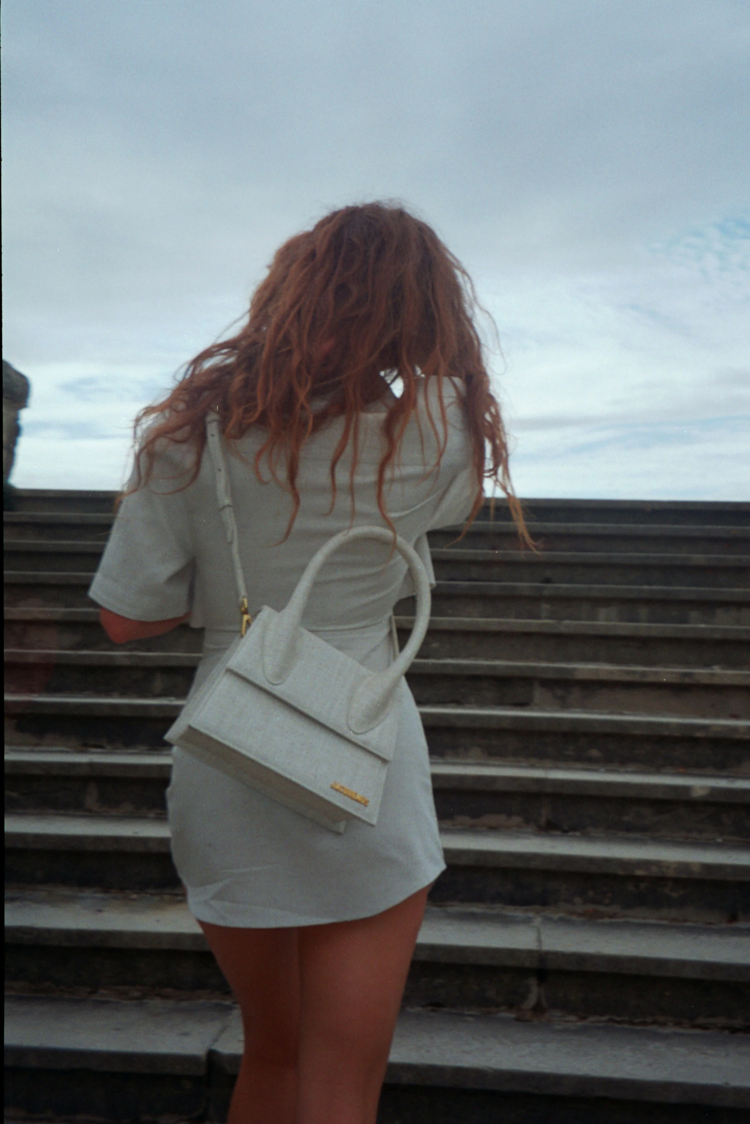 jacquemus chiquito grande