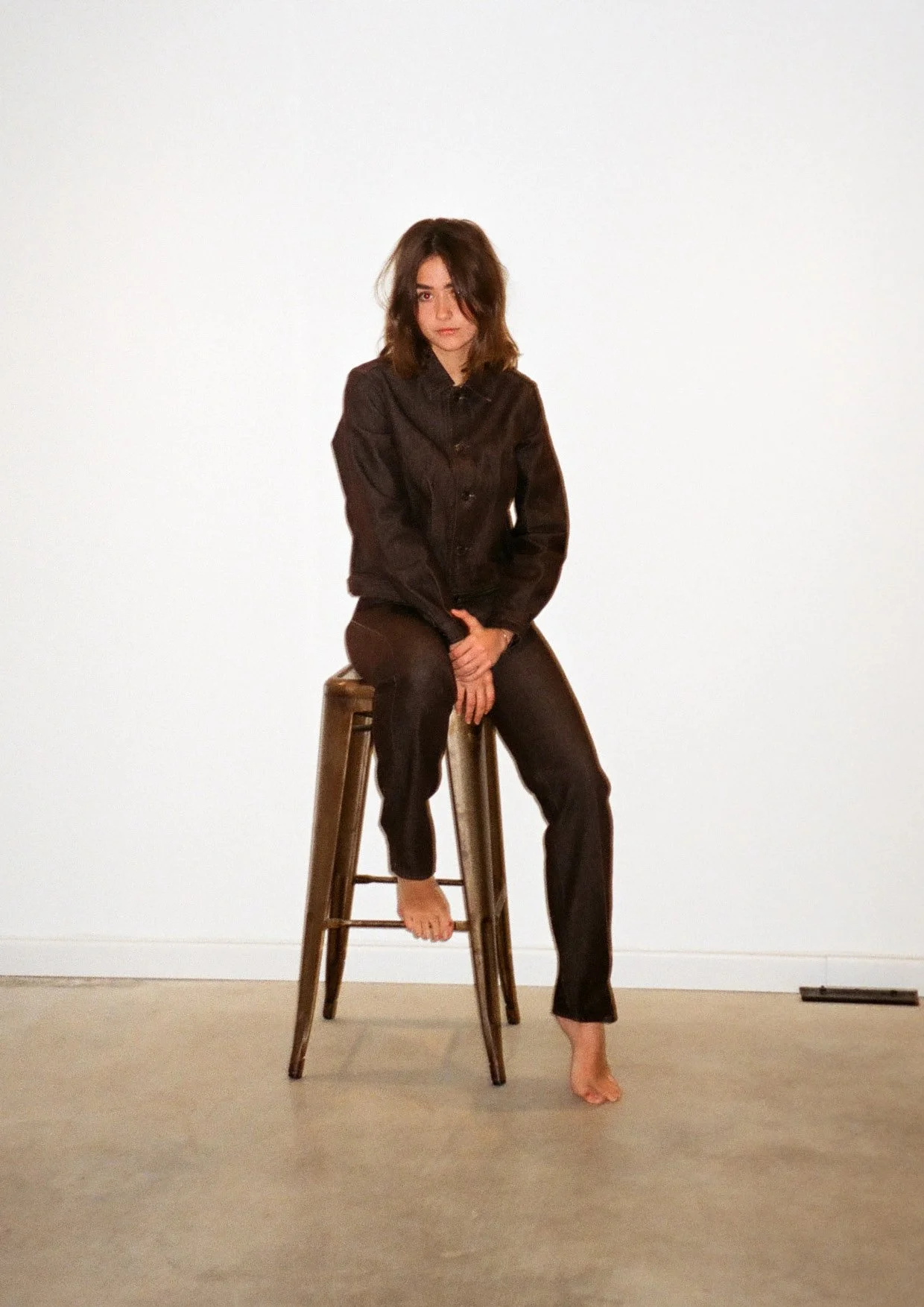 WASHED HARD TWIST DENIM BLOUZON BROWN 