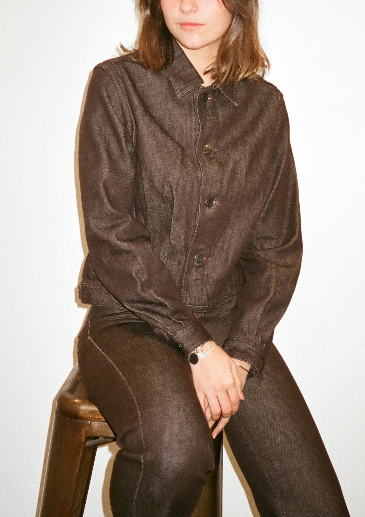 WASHED HARD TWIST DENIM BLOUZON BROWN 