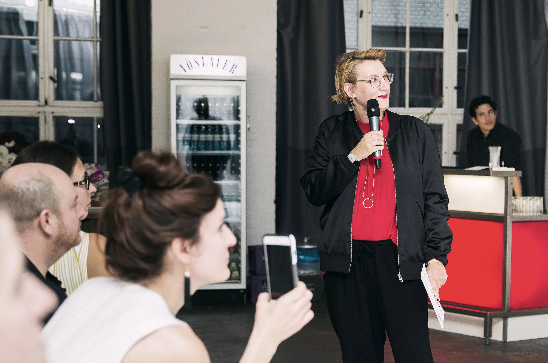Redbubble_Speaker_JuliaDepis-seminar.jpg