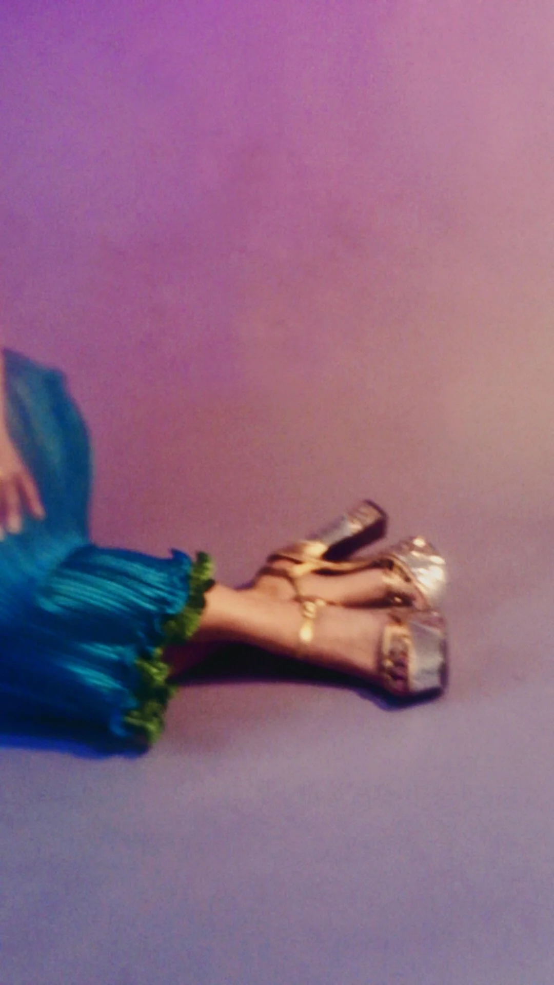  BTS FOR POPPY BASCOMB WITH UNIVERSAL MUISIC - TAP MANAGMENT     VIDEO STILLS / PHOTOGRAPHY + EDITS BY THOMAS FARRIES  