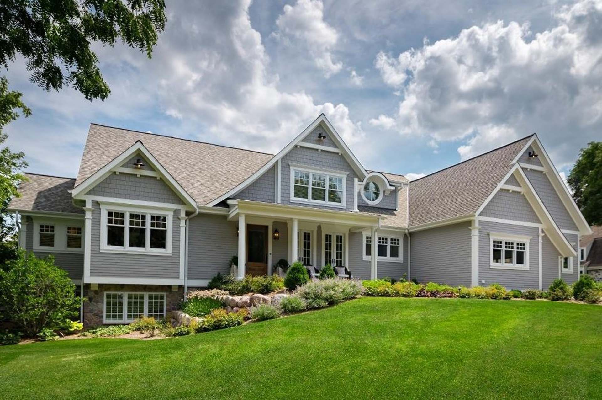 RMH_Elm_Grove_Nantucket_Front_Ext1.jpg
