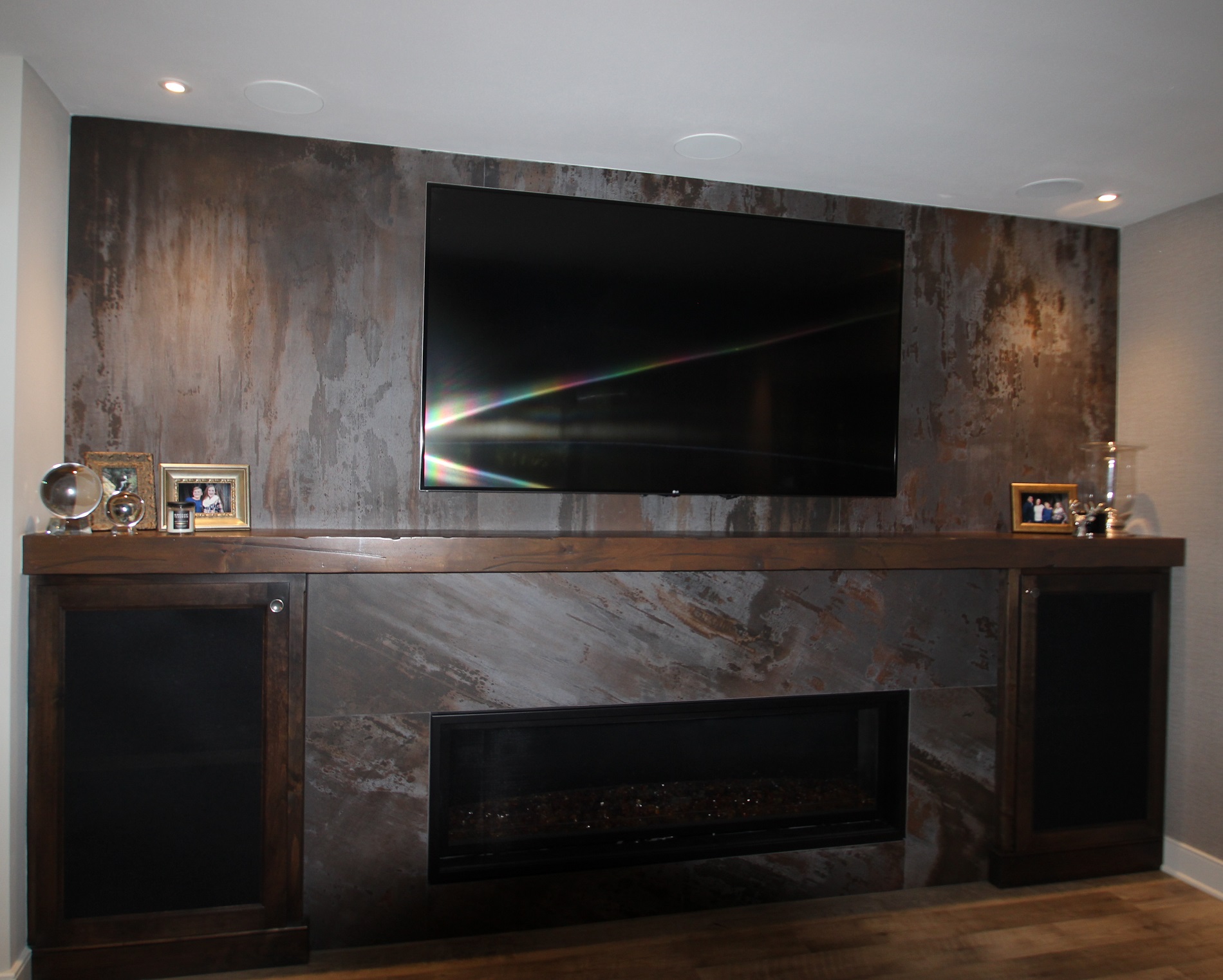 Delafield fireplace.jpg