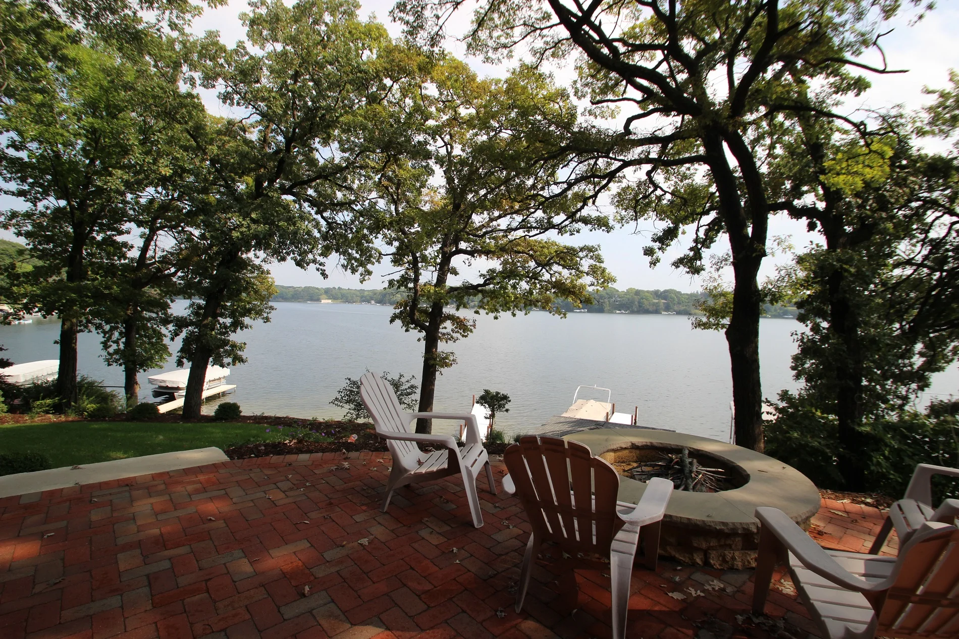 Lake_Beulah_view.jpg