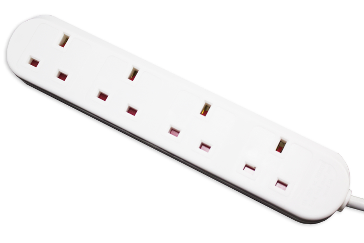 4-way-extension-socket-13amp-plug-(retail-packed).jpg