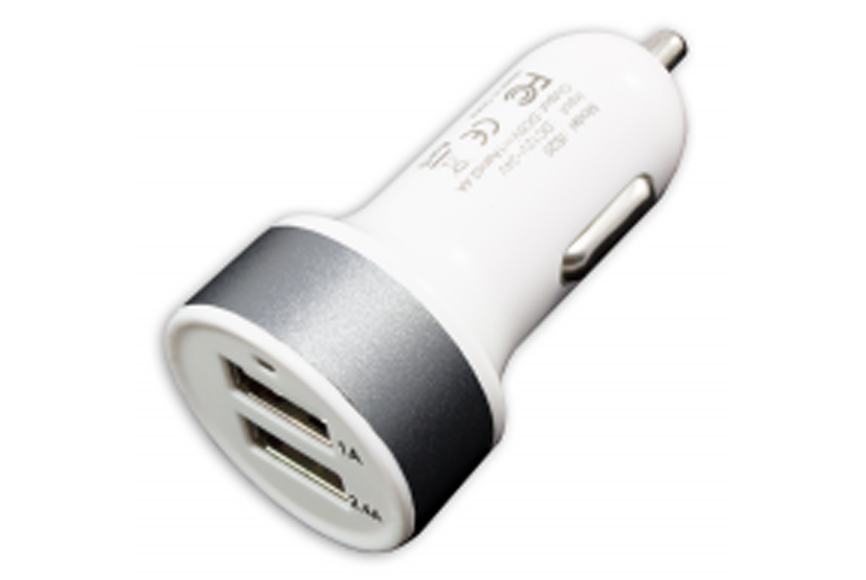 iSix---DC-USB-car-charger-3.4A-with-2-outputs.jpg