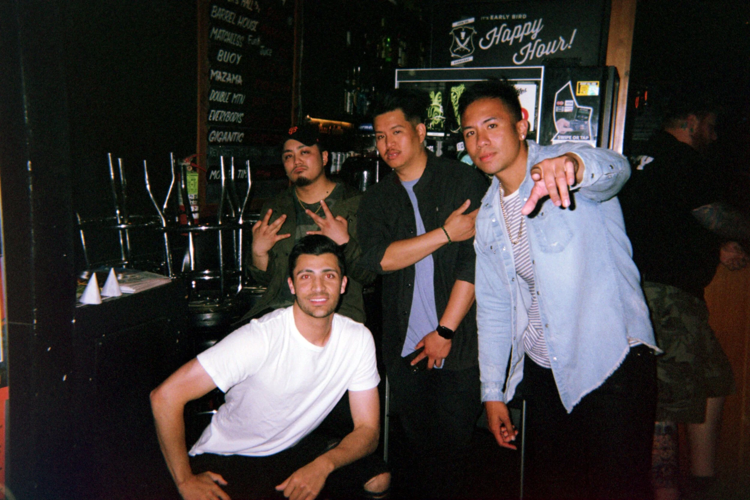 010_16a.jpg