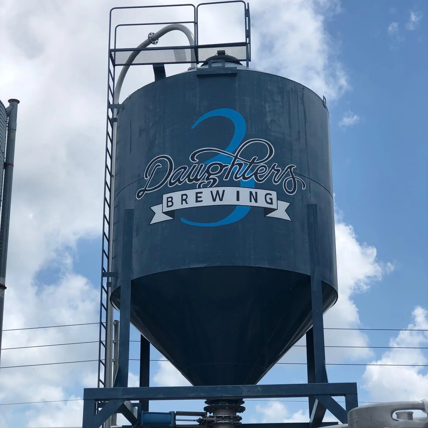 Day ✌🏻of filming was a success! We spent the morning at @3daughtersbrewing to capture our first set of documentary interviews with Founder, @mrharting &amp; Director of Quality, Chemical Hygiene &amp; Safety &amp; Product Development, @desireechubb 