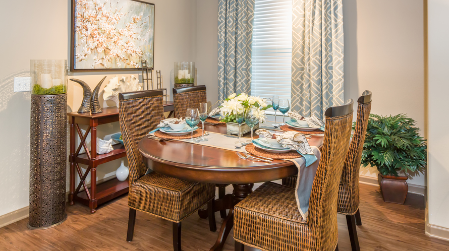 Solstice dining room