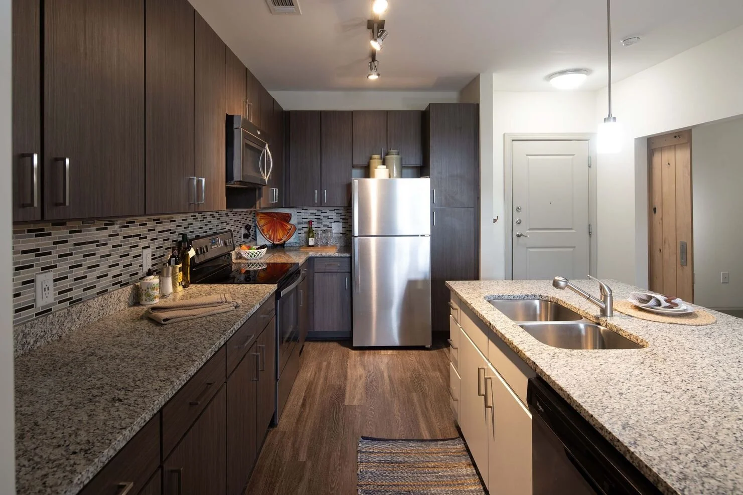 One Metro Center kitchen