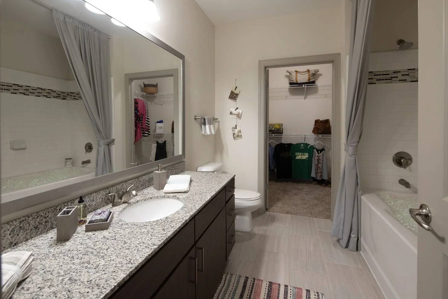 One Metro Center bathroom