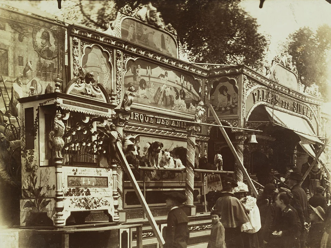 1800s Circus Attraction 