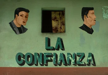 Moral for mens barber shop says the confidence in spanish