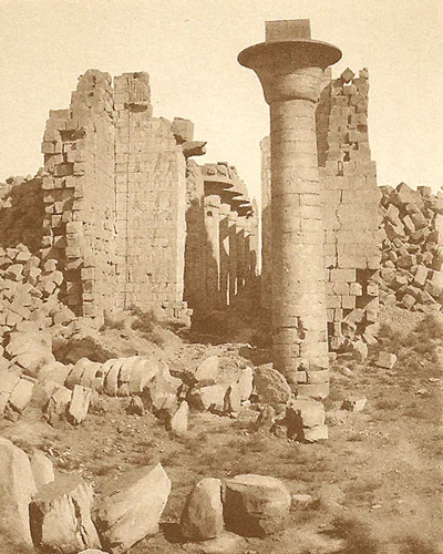 architectural detail of pillar ruins