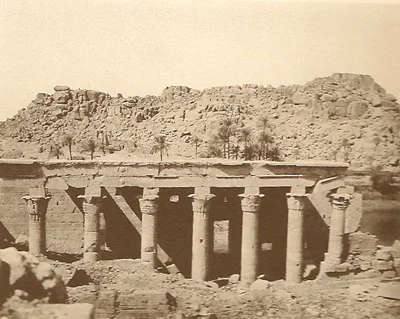 ruins of pillared structure