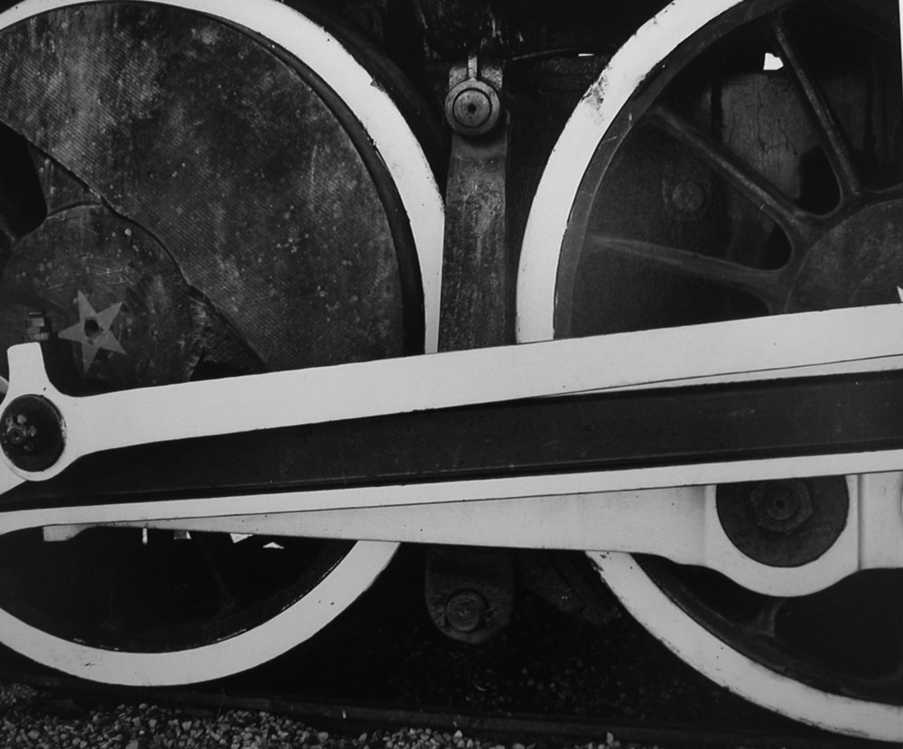 detail train engine wheels