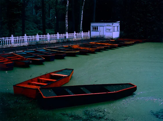 black and red boats