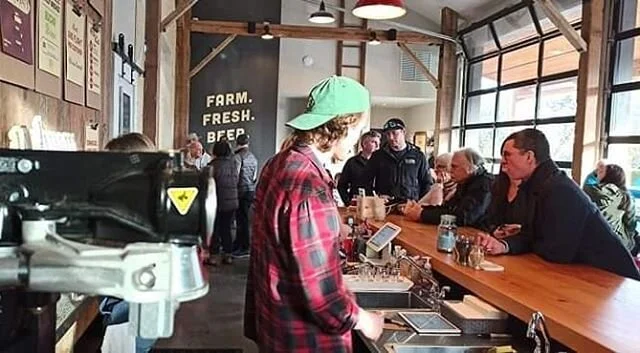 Fresh beer in a long weekend, pretty good. #vancity #vancitynow #604now #vancityhype #vancityscape #hellobc #bcisbeautiful #vancityfeature #vancityfeed #bcbrewery #barnsidebrewing #craftbeer