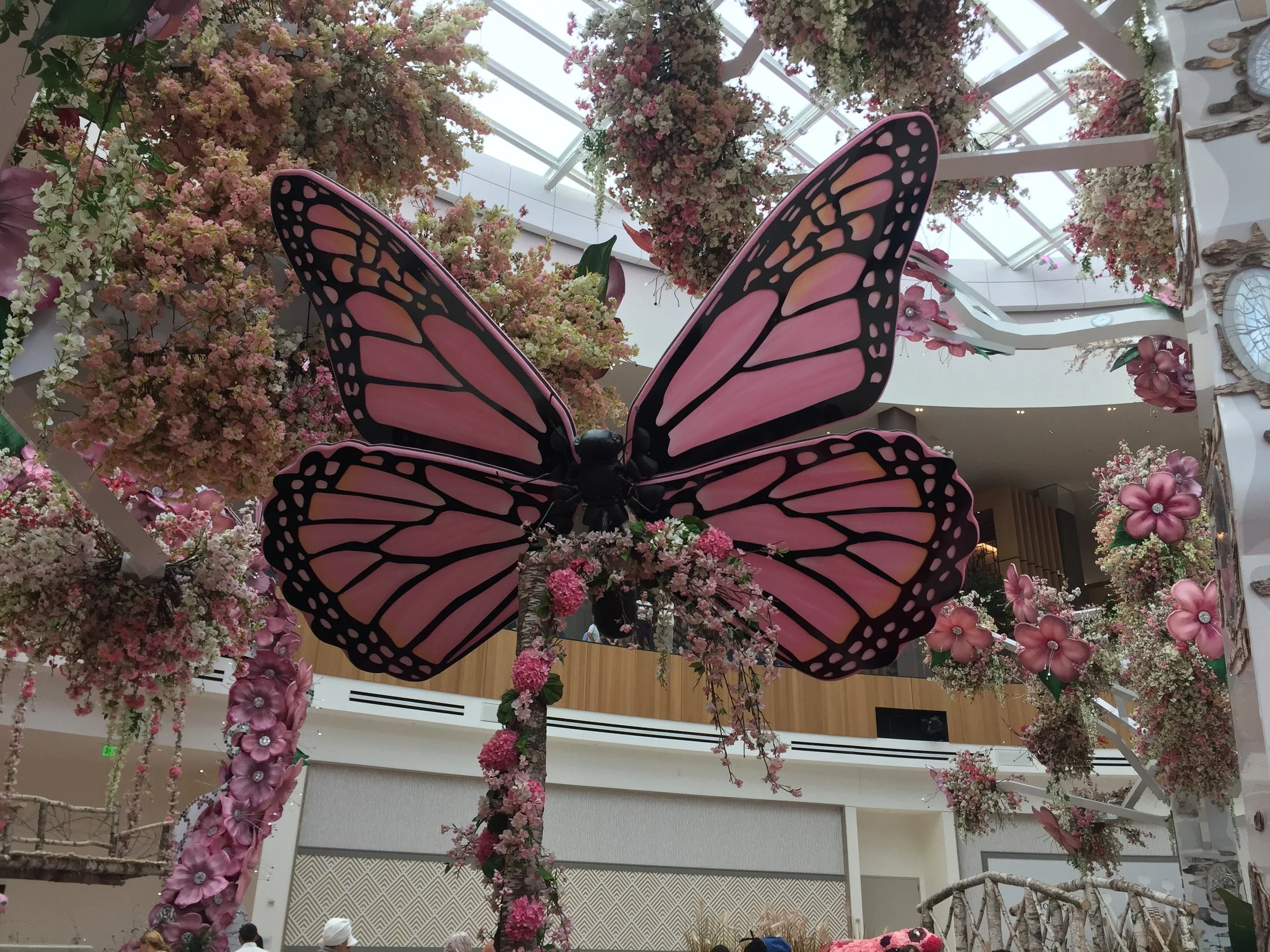 Does the early bird catch the worm?