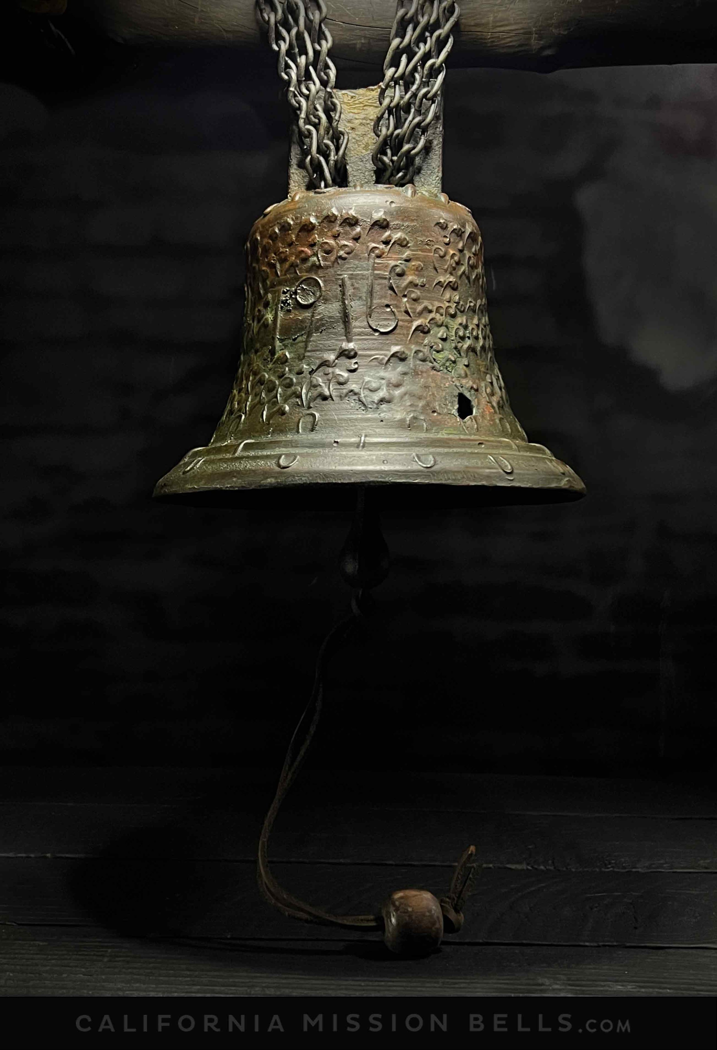 El Camino Real mission bells for sale. Used mission bells for sale. Shop Spanish mission bells for sale. Old bells for your Spanish Colonial or Spanish Revival decor or Riverside raincross.