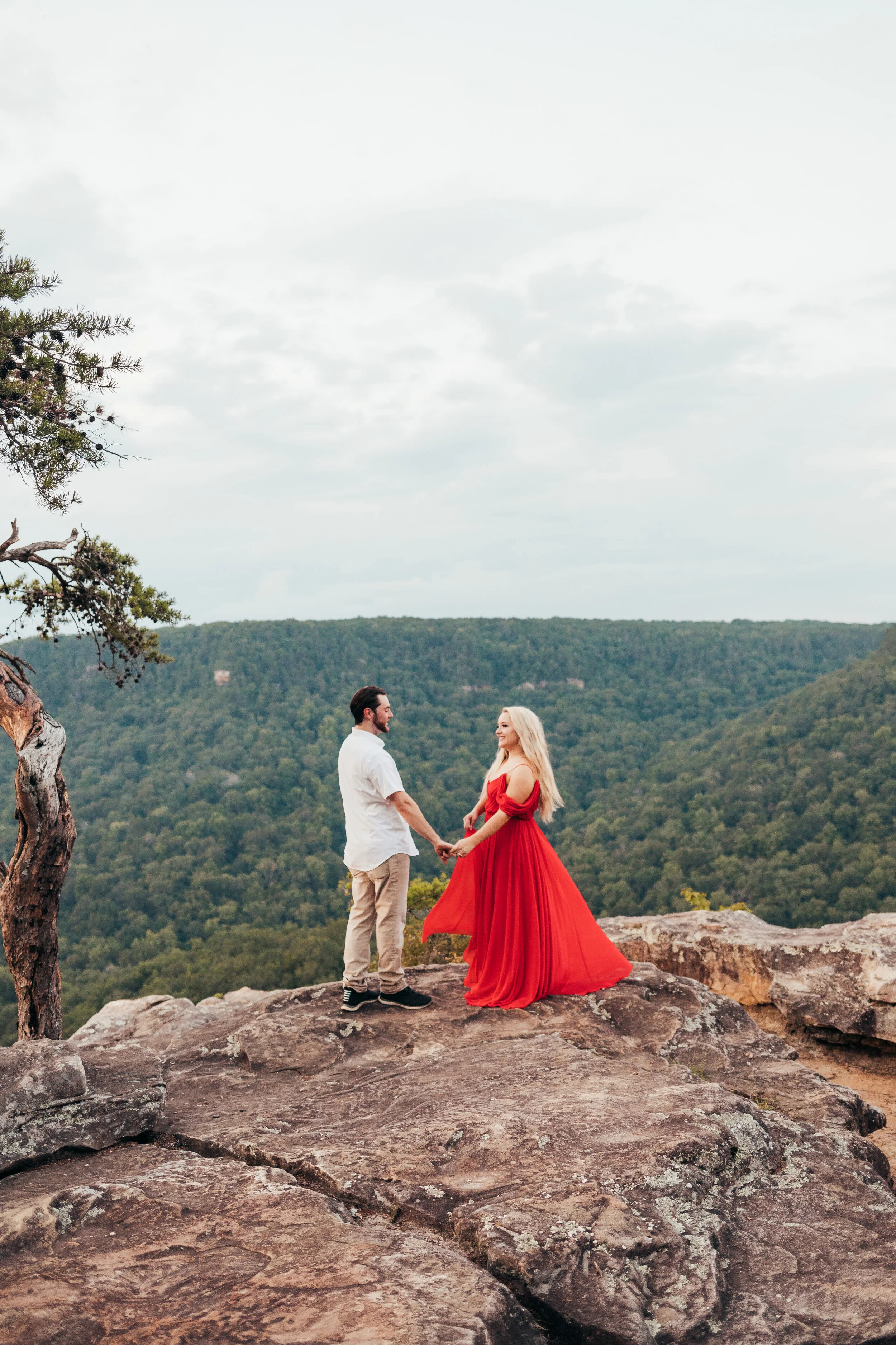 Logan &amp; Matt || Fall Creek Falls Anniversary Photos