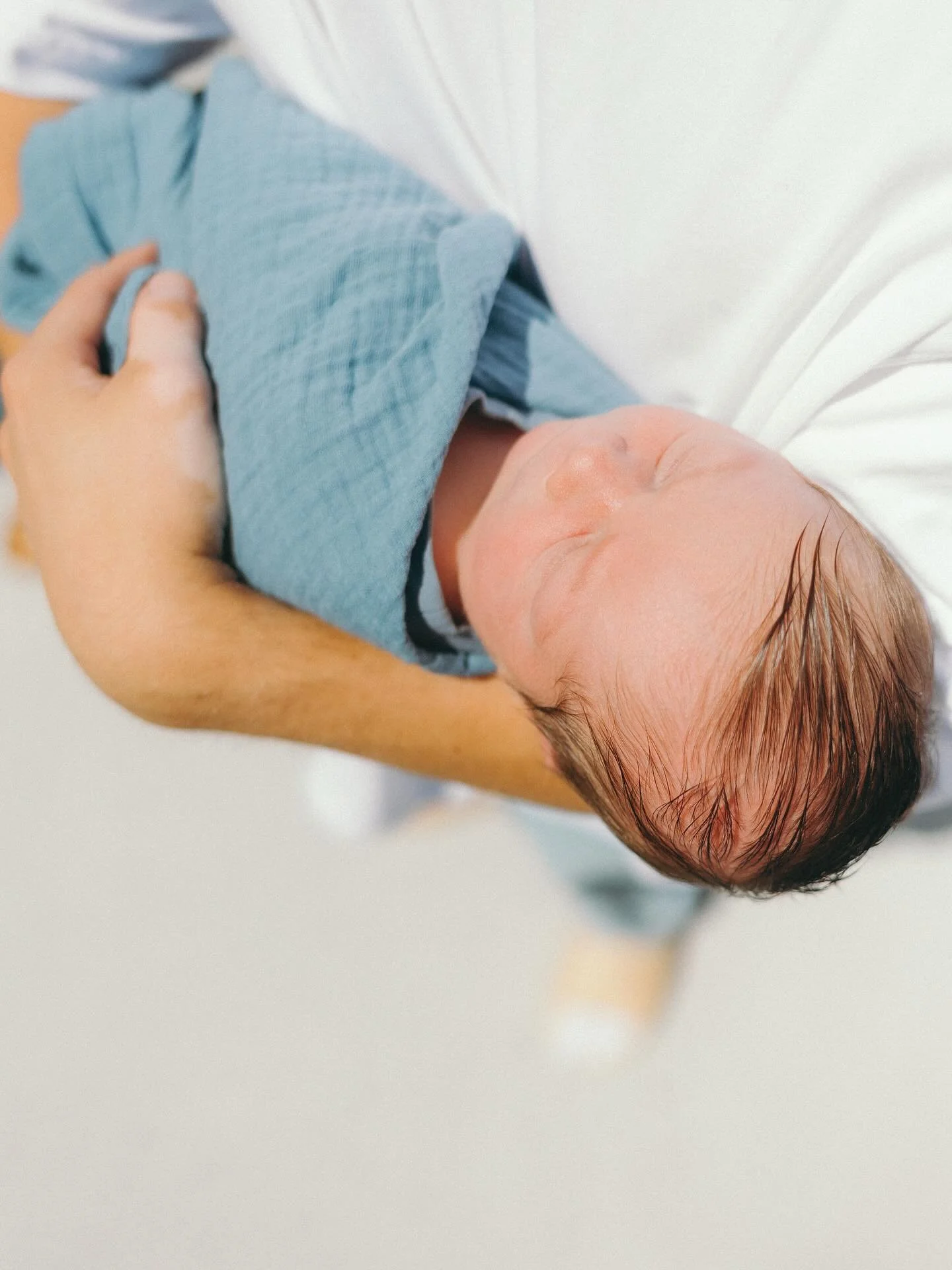 Some sweet snaps of the early days of Kellan 🩵 I loved everything about his colorful nursery with a mural designed by his dad. So special!