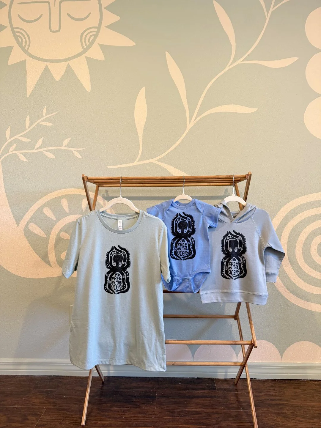 Matching mom and baby outfits twinning.jpg