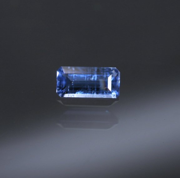 0.06 ct. Carletonite