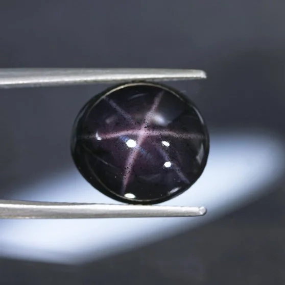 11.41 ct. Idaho 6-Ray Star Garnet