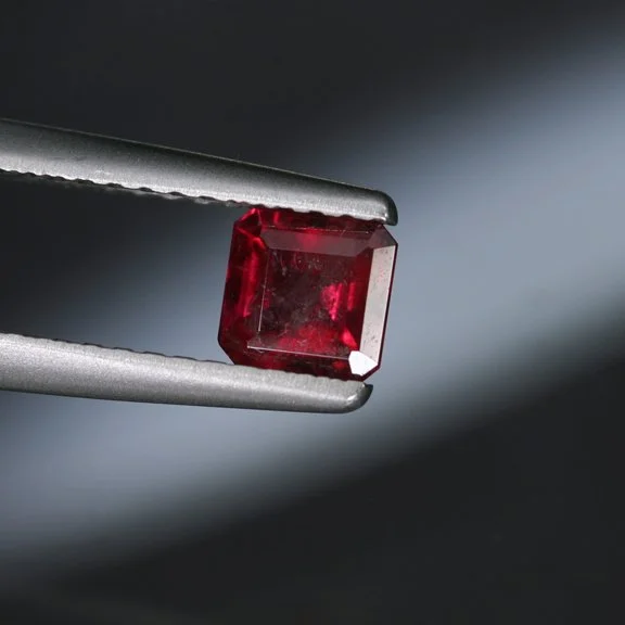 0.40 ct. Red Beryl