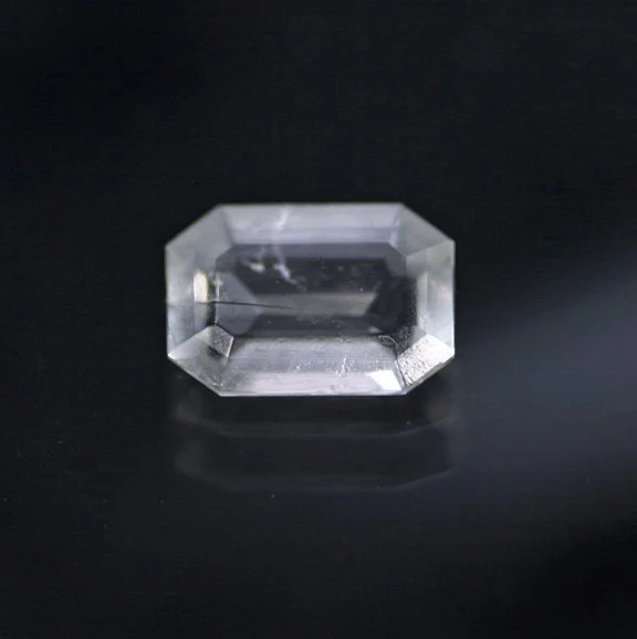 0.64 ct. Pirssonite