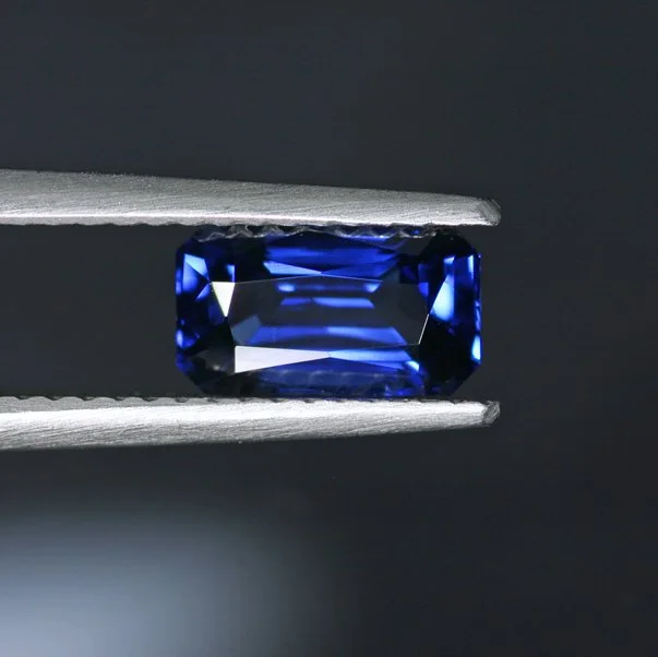 2.57 ct. Blue Sapphire