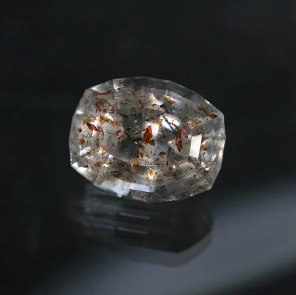 9.92 ct. Quartz with Lepidocrocite