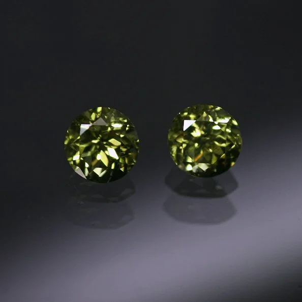 0.57 ct. Pallasite Peridot Matched Pair