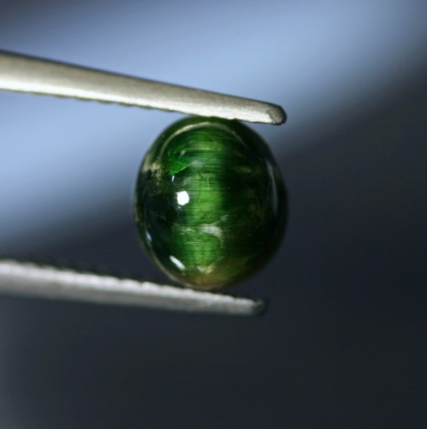 3.03 ct. Cat's Eye California Demantoid
