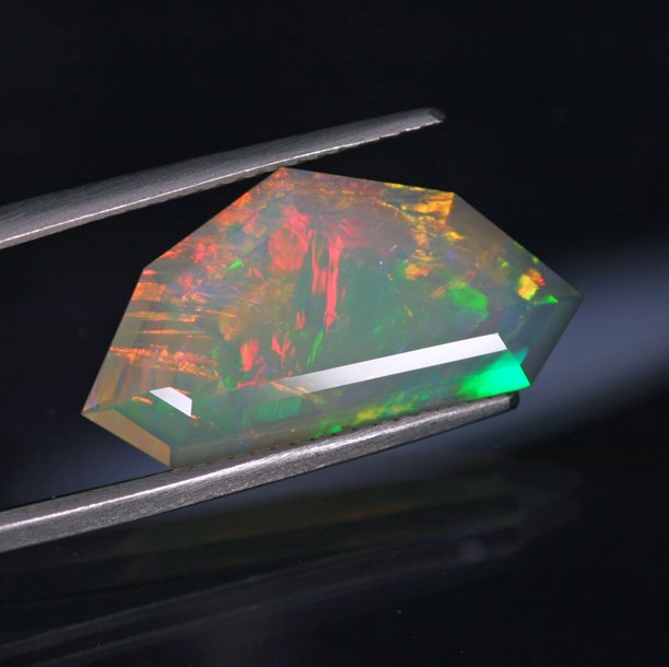 4.70 ct. Ethiopian Opal