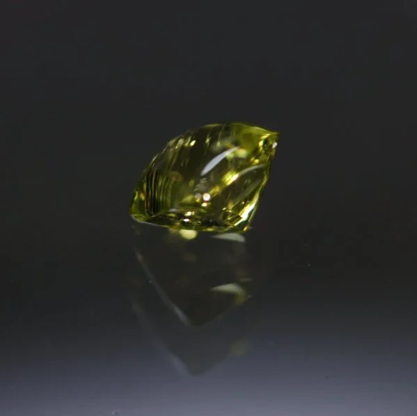 PallasitePeridot0.33ctII.jpg