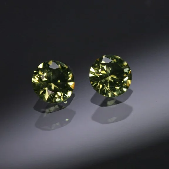 PallasitePeridotPr0.32II.jpg
