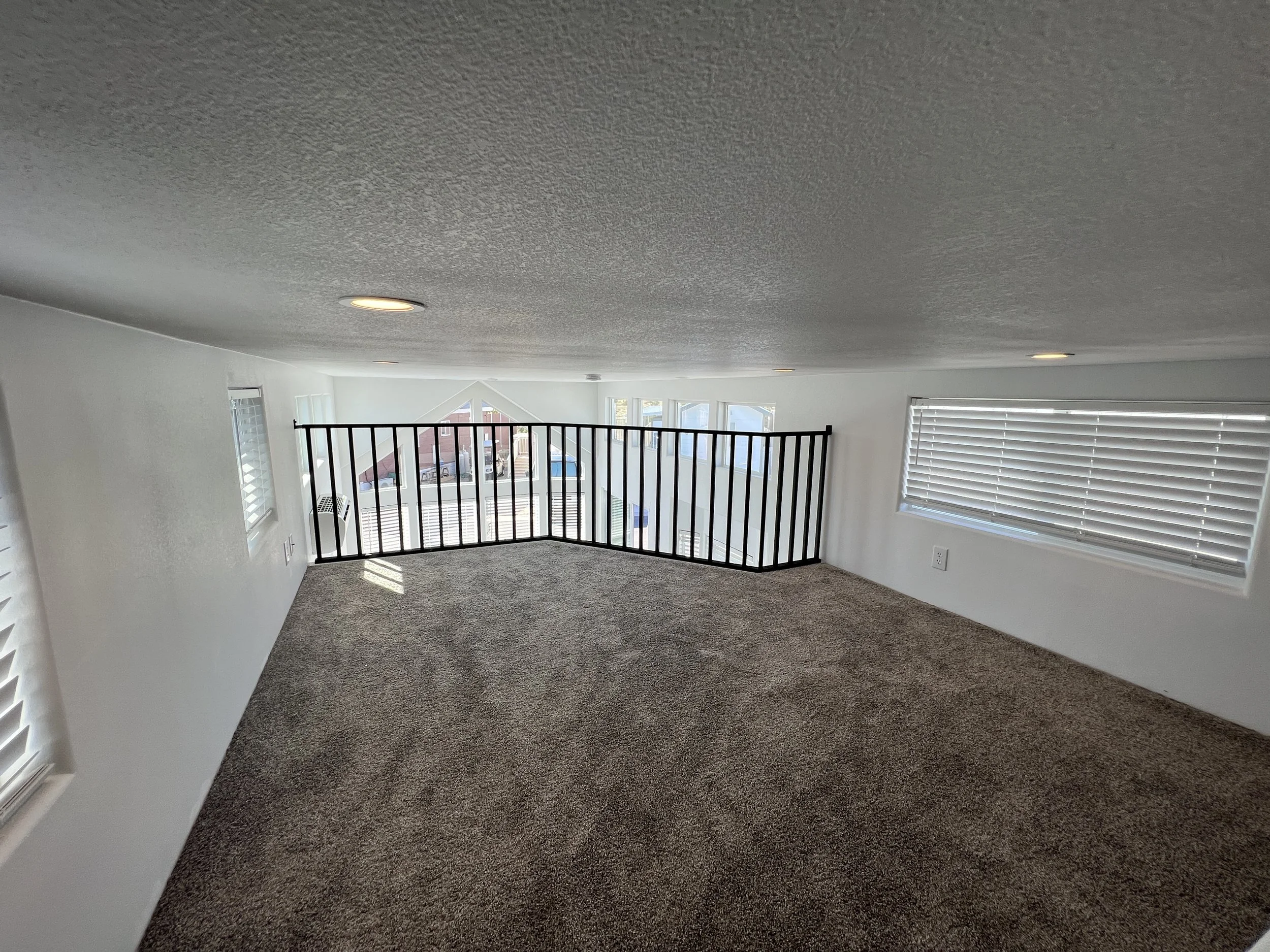 SV 201 Loft(1).JPG