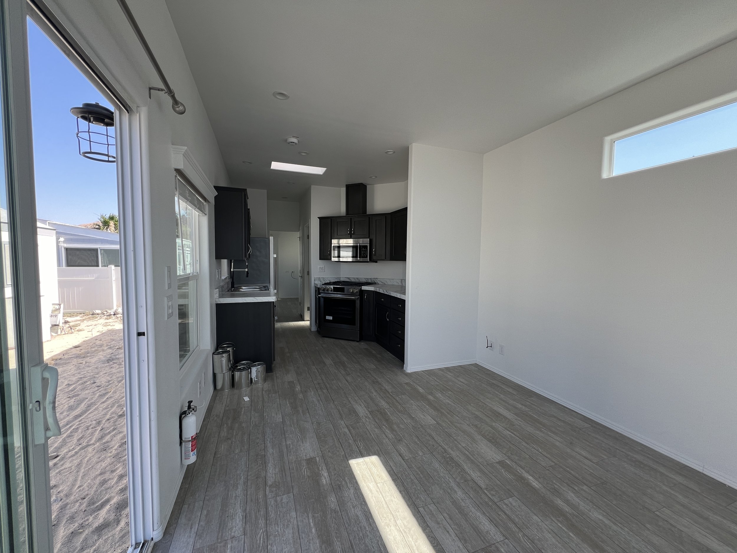 SV 818 Living Room(1).JPG