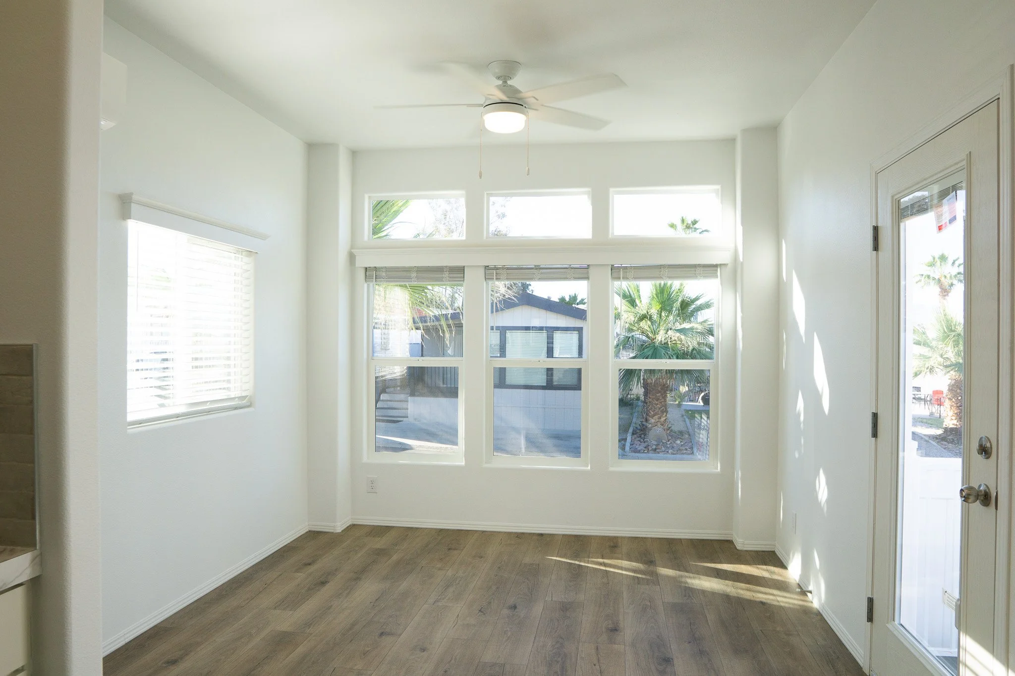 892-living room.jpg