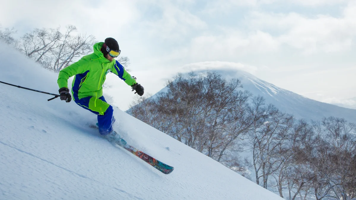 Heli Skiing at Niseko