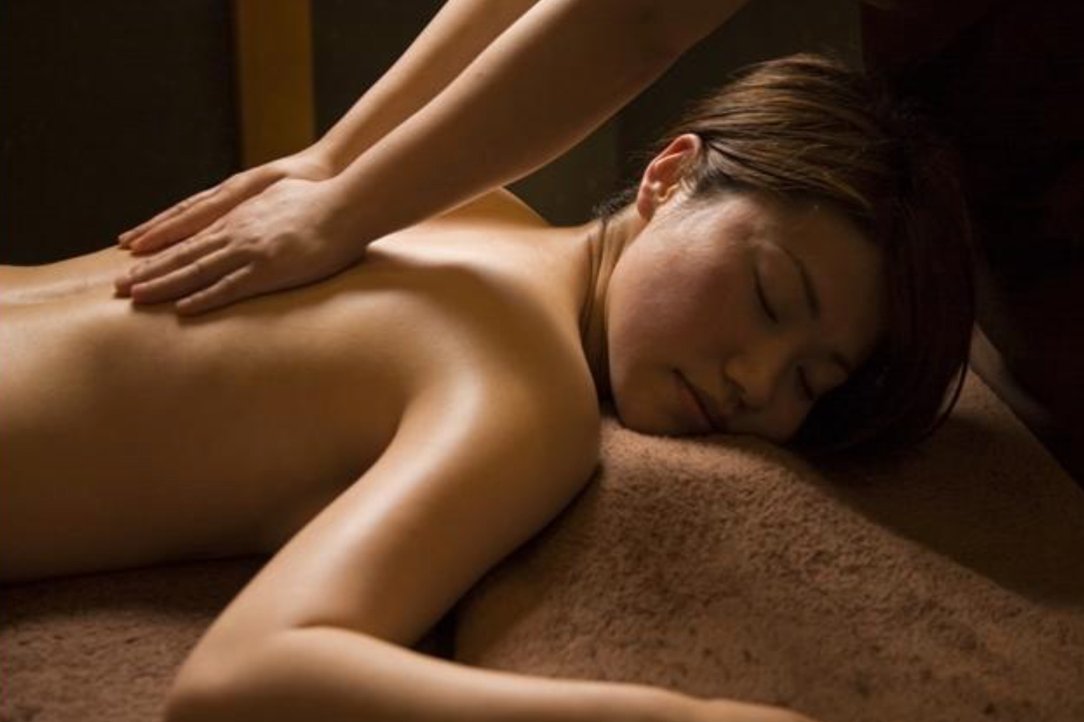  A relaxing massage at the spa   