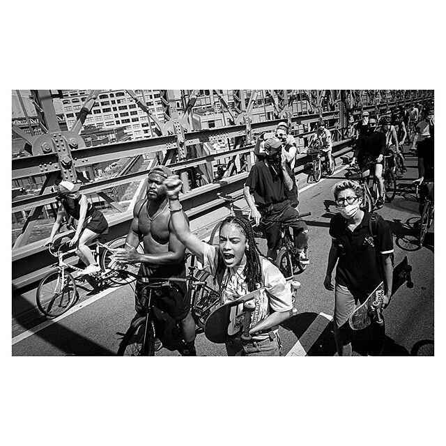 Juneteenth. New York City. June 19, 2020. Kodak Tri-X 400 #35mm
.
.
.
.
.
#blm #acab #justiceforgeorgefloyd #justiceforahmaud #juneteenth #justiceforbreonnataylor #minoltacle #revolt_nyc #analogphotography #gupmagazine #kodaklosers #aintbadmagazine #