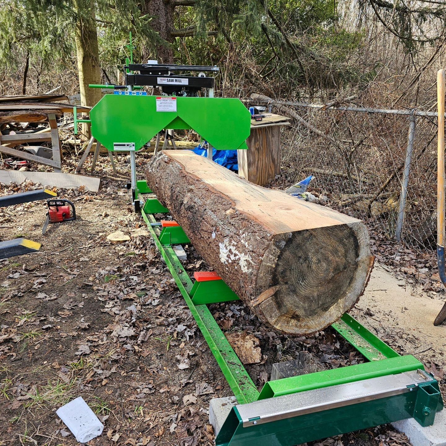 #harborfreight getting a workout today in the nice weather. Lots of 10/4 pine made. Side note, need to make counter weight for tractor... #sawmill