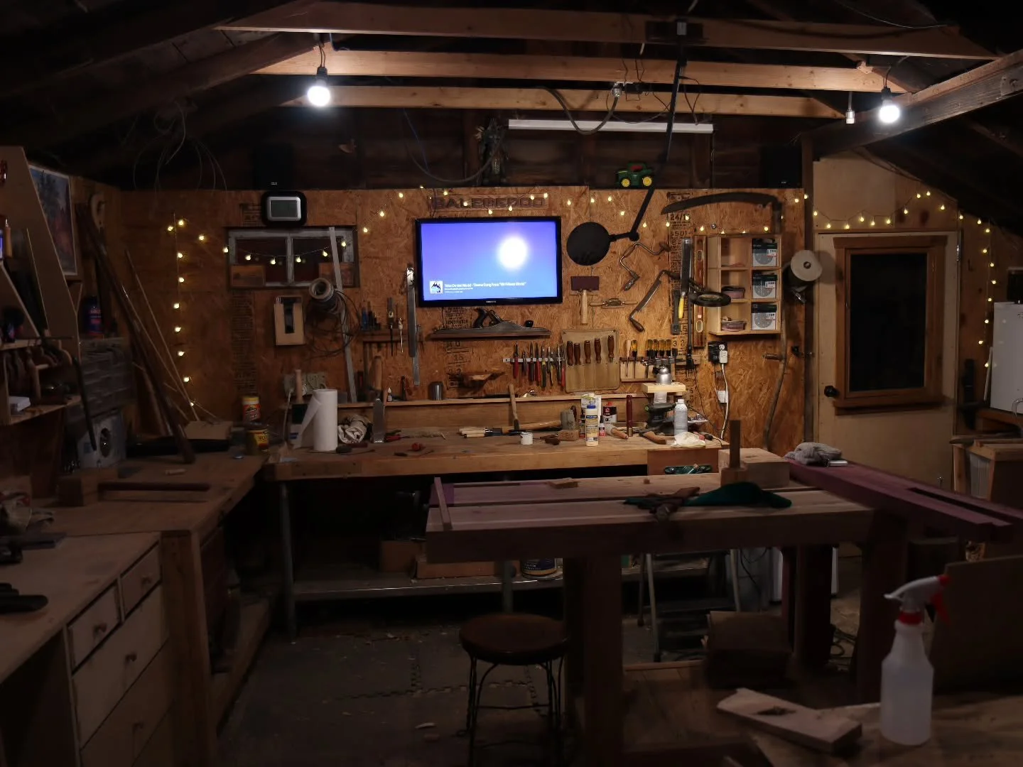 Your shop doesn't have mood lighting? Weird.