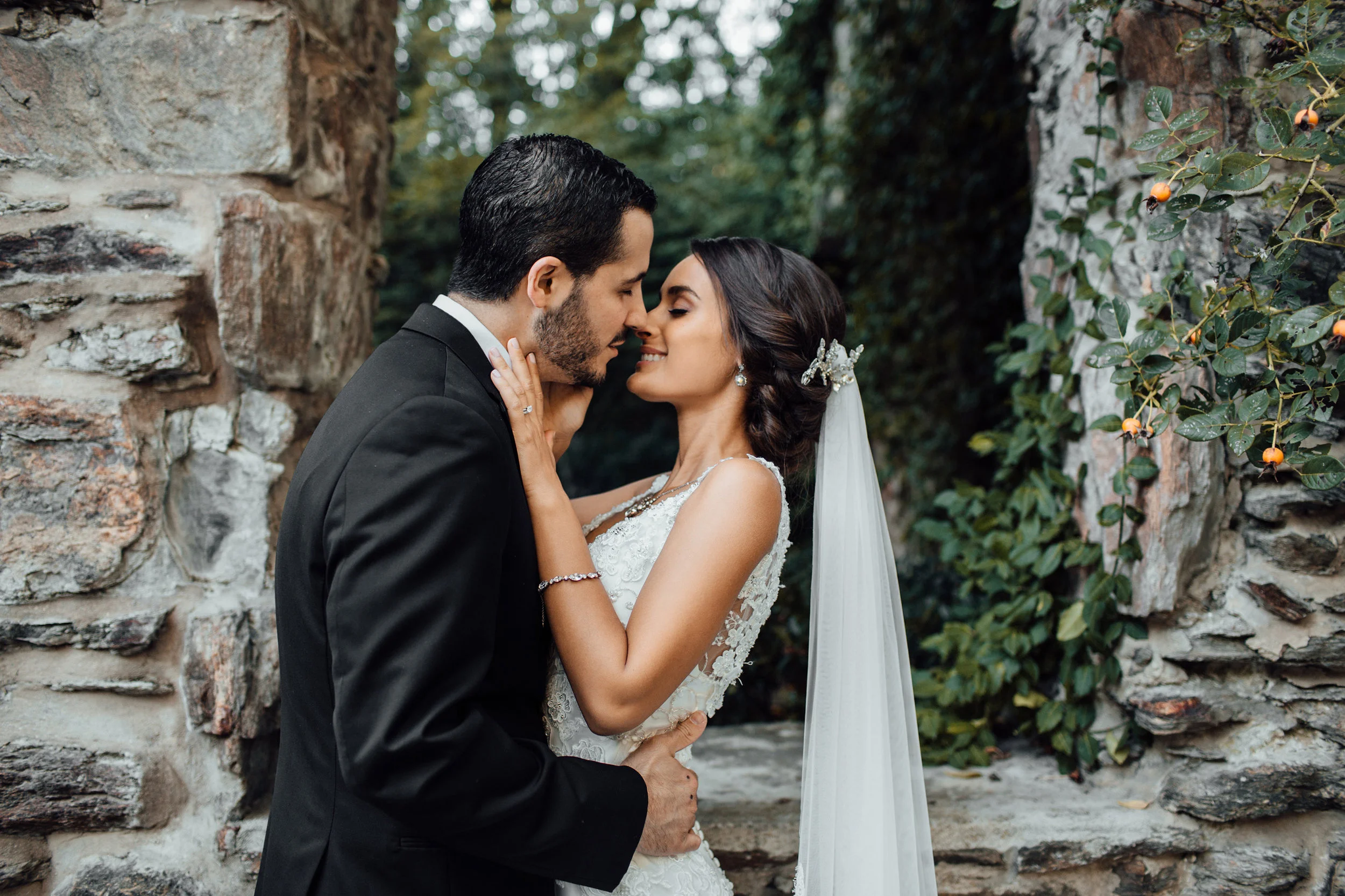 IESHAandSAL-bridegroom(24of180).jpg