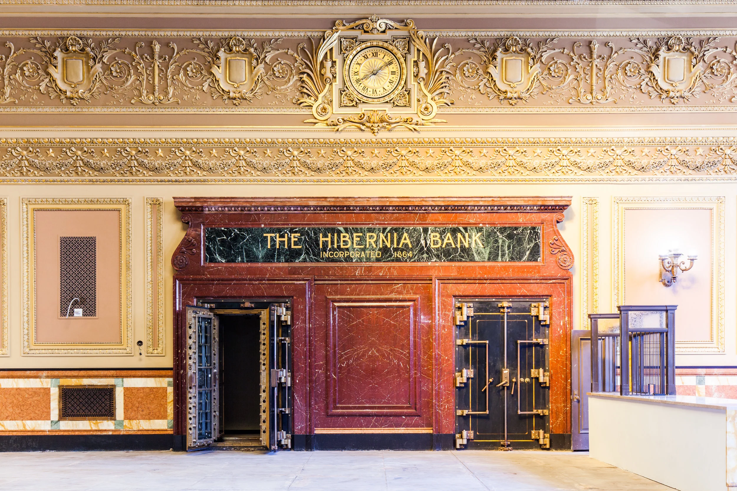 HiberniaMainVault.jpg