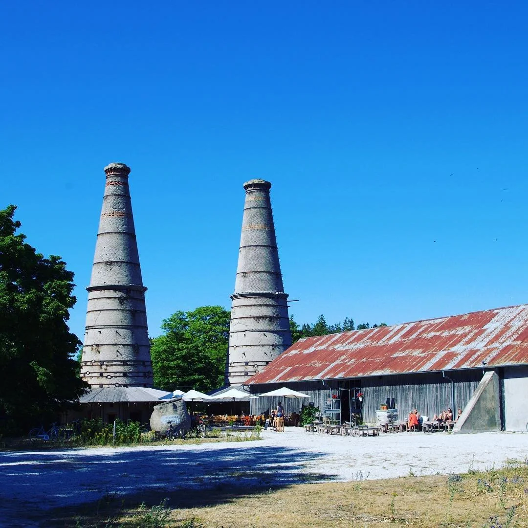 En tur runt F&aring;r&ouml; med stopp f&ouml;r lunch p&aring; Bungen&auml;s

#gotlandrib #gotland #f&aring;r&ouml; #visby #sudersand #bungen&auml;s #f&aring;r&ouml;sund #gotlandstips